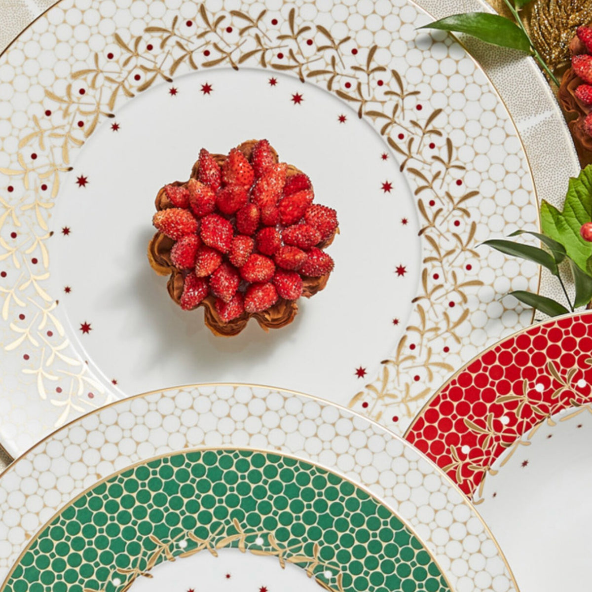 Bernardaud Noël Dinner plate 10.6", set of 4 — view 3