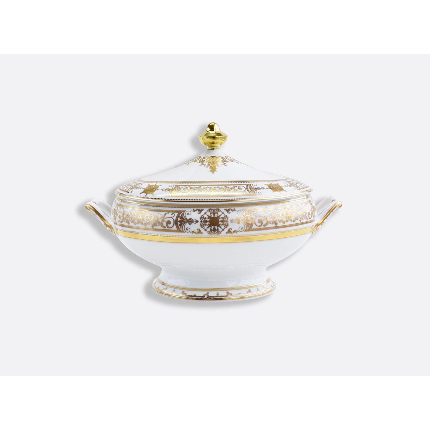 Bernardaud Soup tureen 2qt, Limoges porcelain, Aux Rois Or collection, on a white background