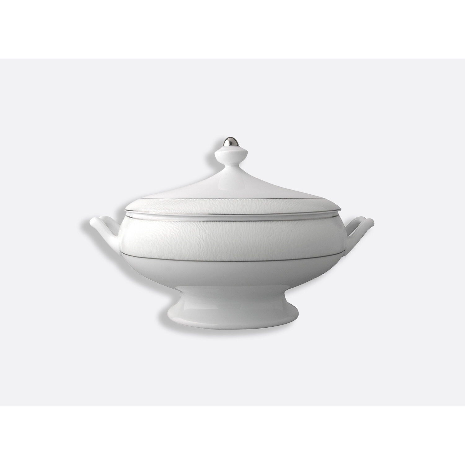 Bernardaud Covered vegetable 1qt, Limoges porcelain, Dune collection, on a white background