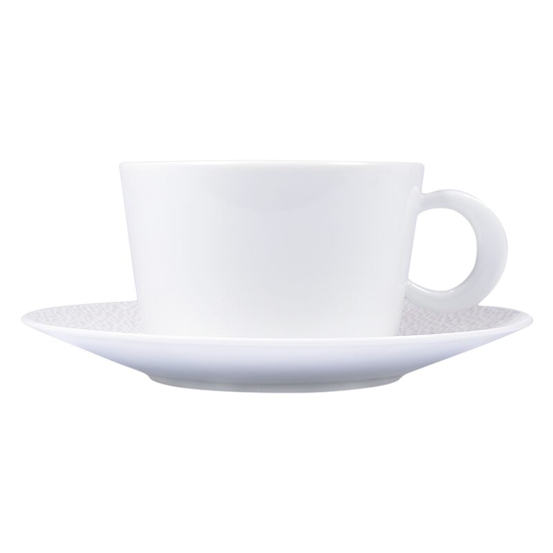 Bernardaud Breakfast cup and saucer 9 oz, Limoges porcelain, Ecume collection, detail view