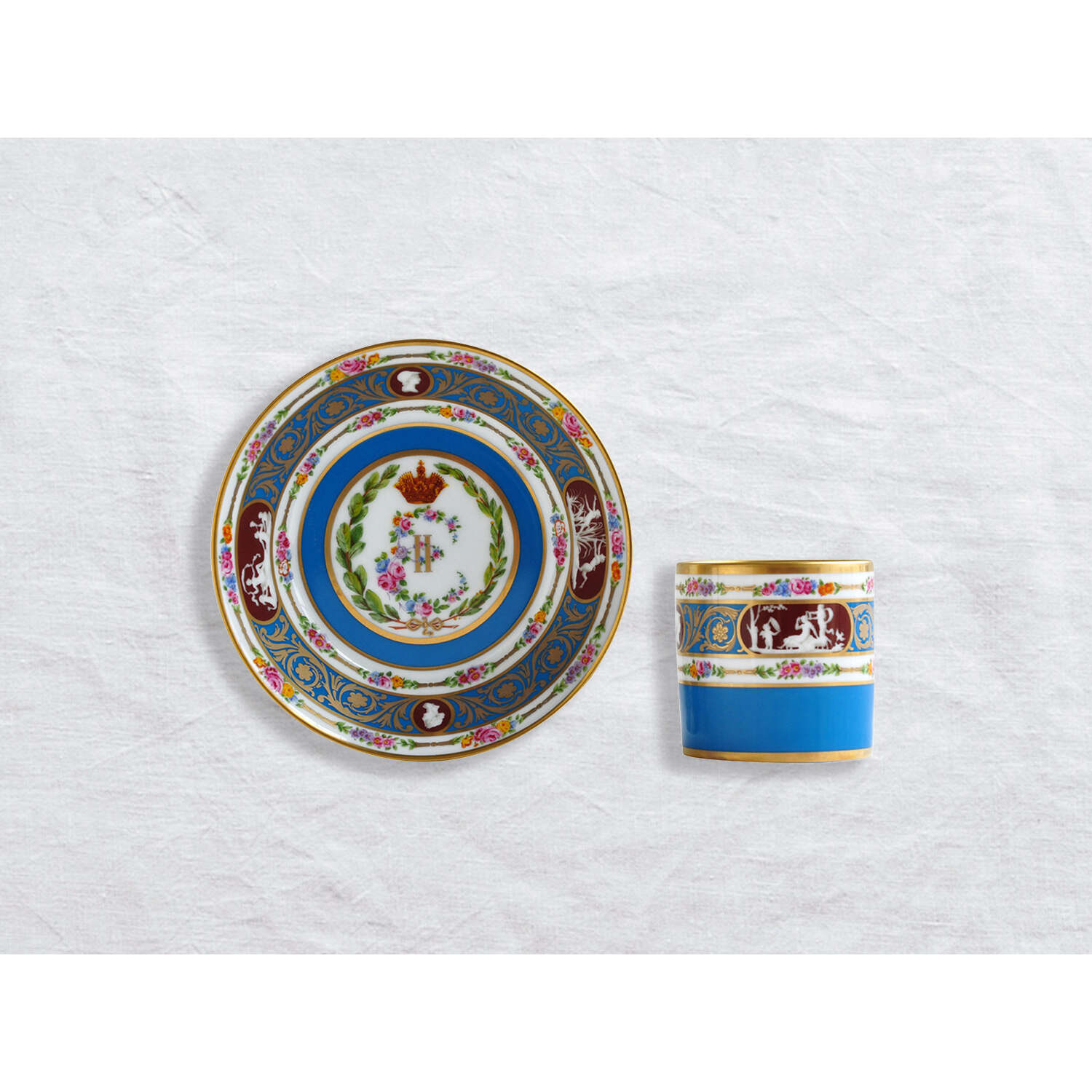 Bernardaud Litron cup & saucer, Limoges porcelain, Historical Cups collection, detail view