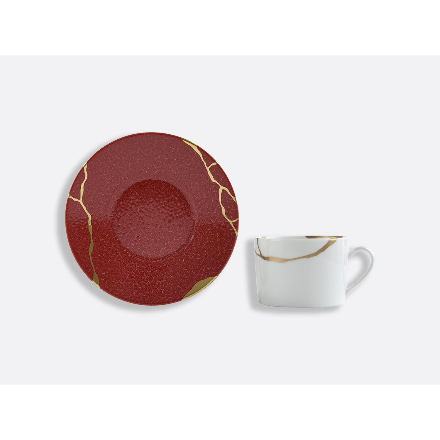 Bernardaud Set of tea cups and saucers 5 oz Rouge Empereur in Emperor Red, Limoges porcelain, Kintsugi - Sarkis collection, detail view