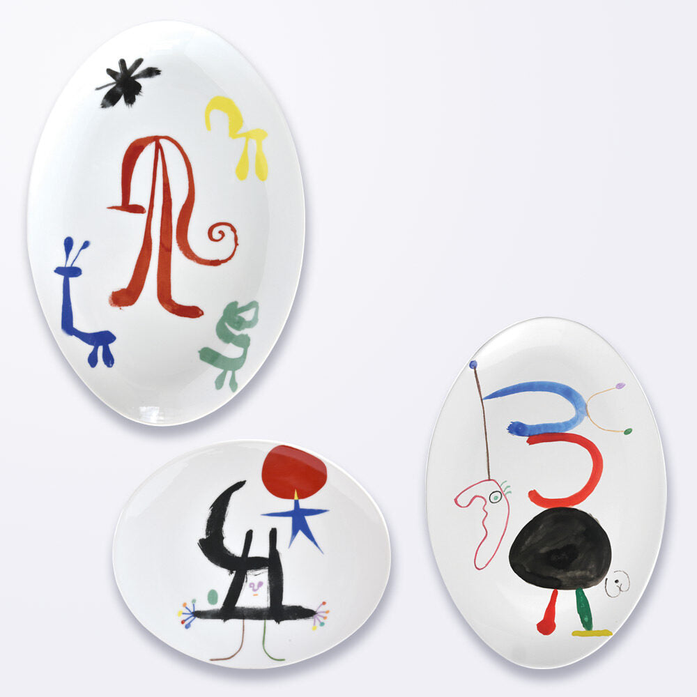 Bernardaud Tableware set for twelve (100 numbered pieces), Limoges porcelain, Parler Seul - Joan Miró collection, detail view