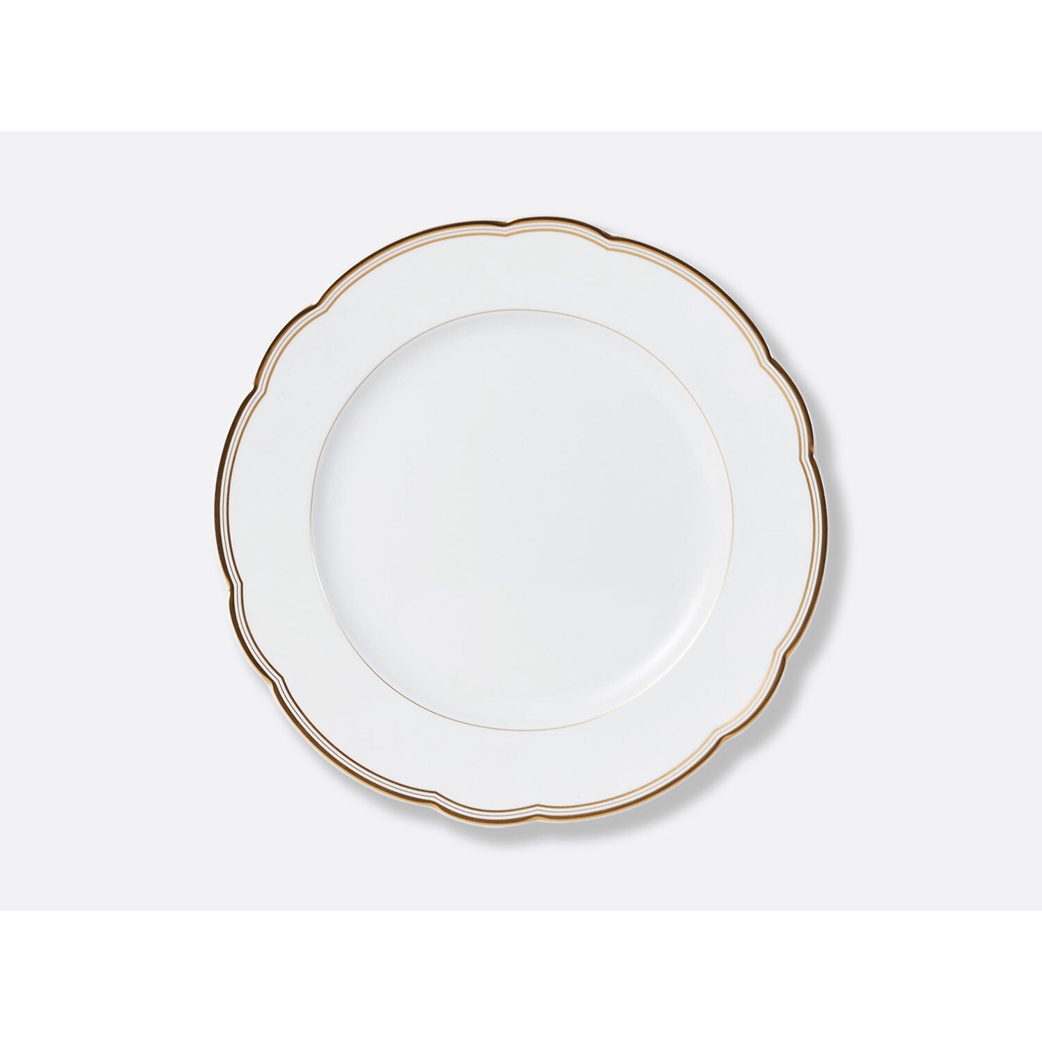 Bernardaud Dinner plate 10.5", Limoges porcelain, Pompadour collection, on a white background
