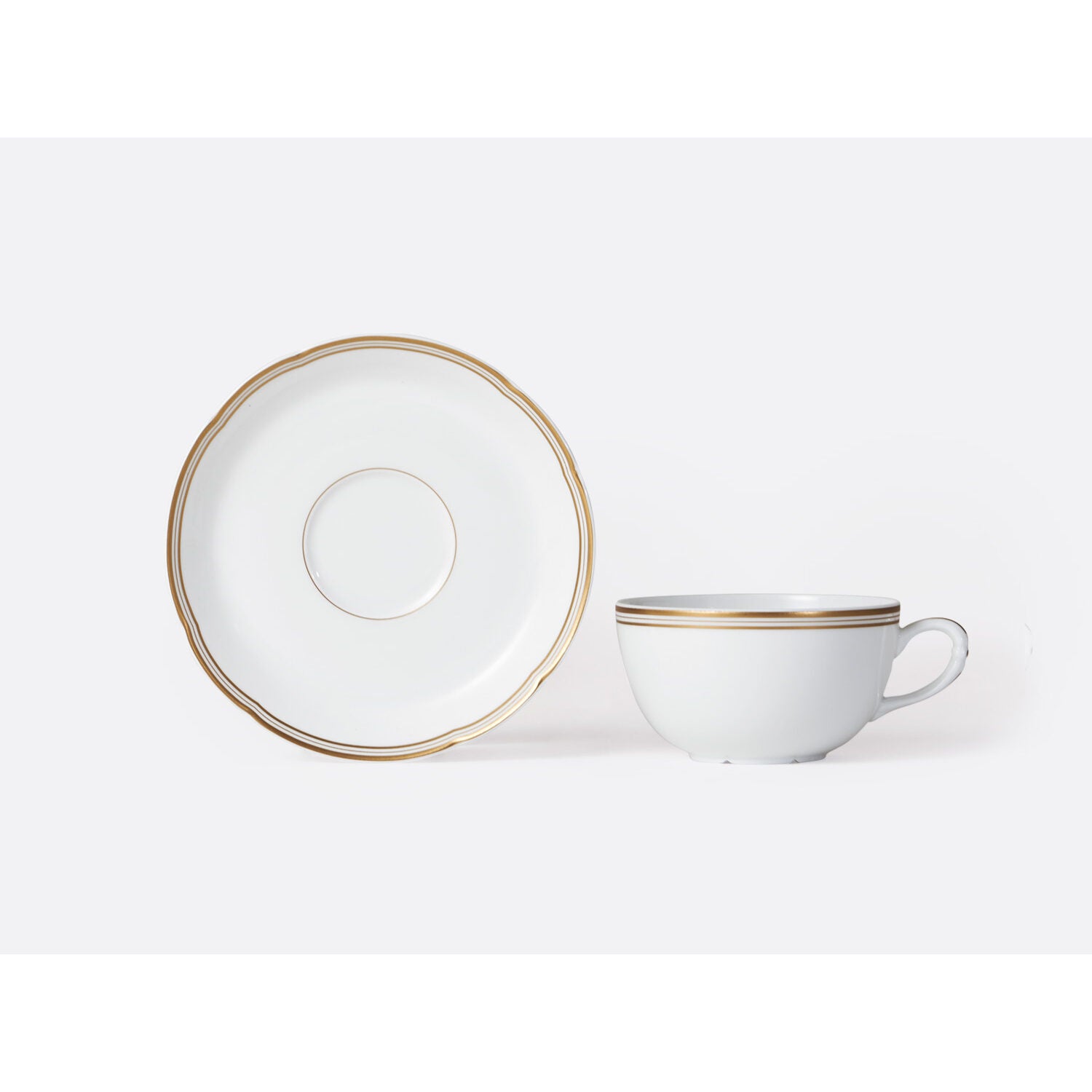 Bernardaud Set of tea cups and saucers 4.5 oz, Limoges porcelain, Pompadour collection, detail view