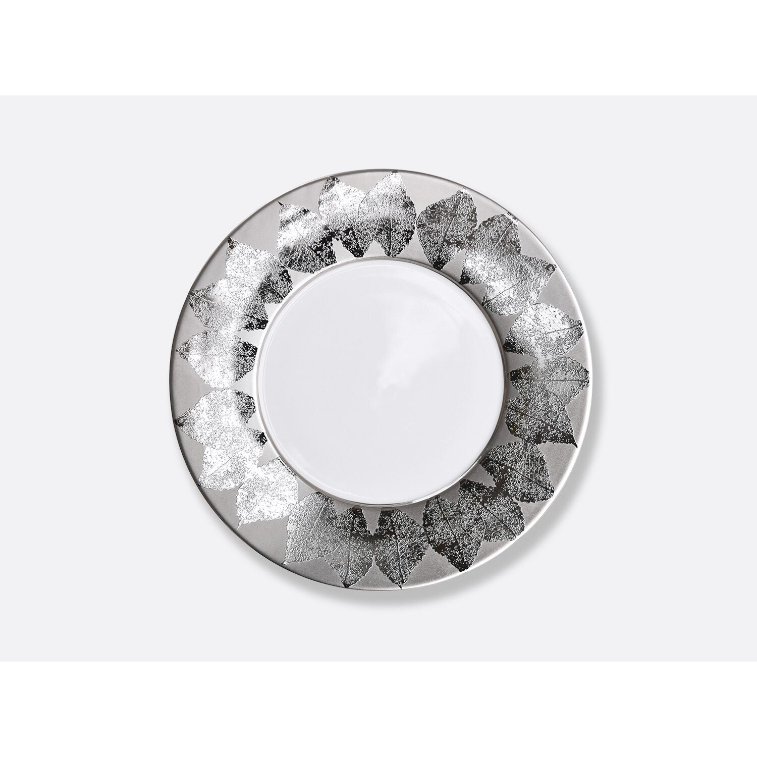 Bernardaud Platinum salad plate 8.5", Limoges porcelain, Silva collection, on a white background