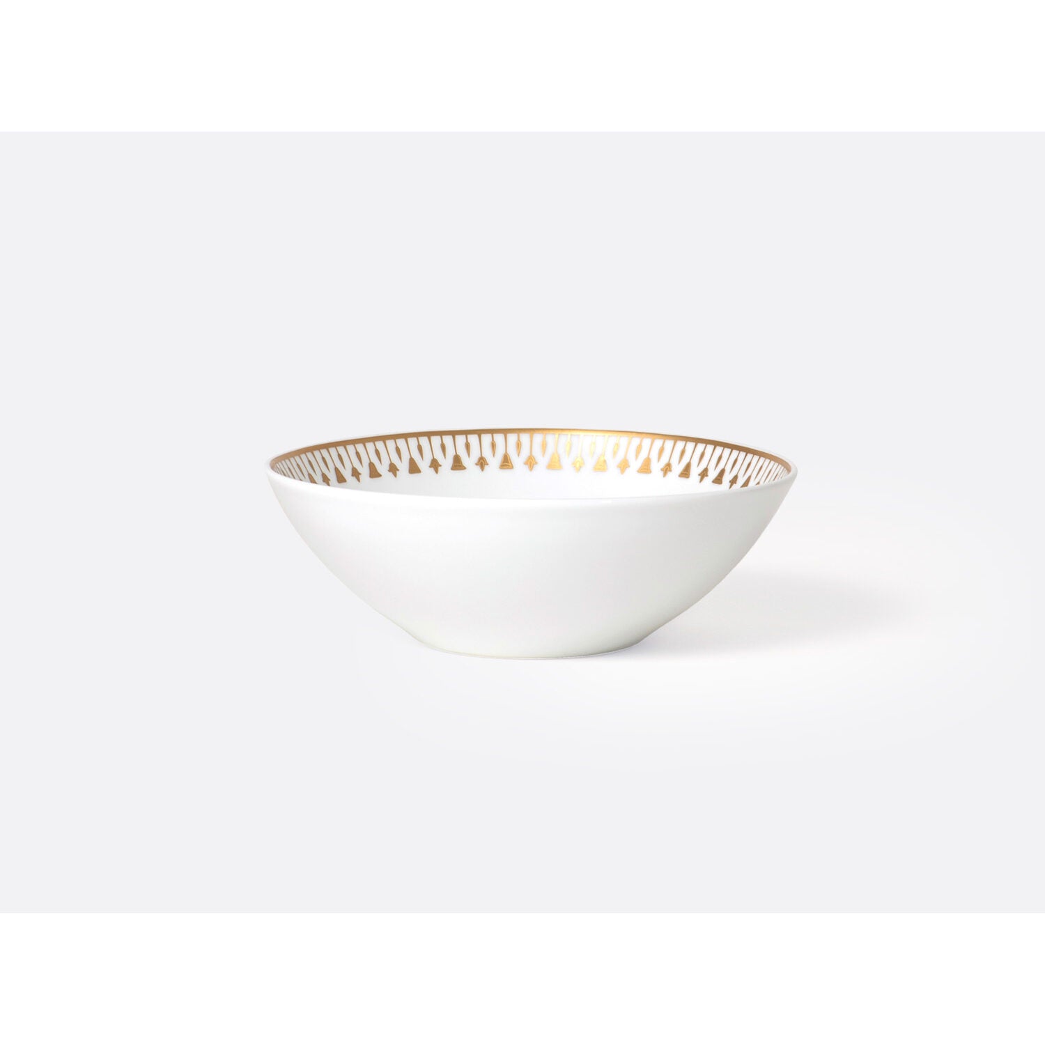 Bernardaud Cereal bowl 10 oz, Limoges porcelain, Soleil Levant collection, on a white background