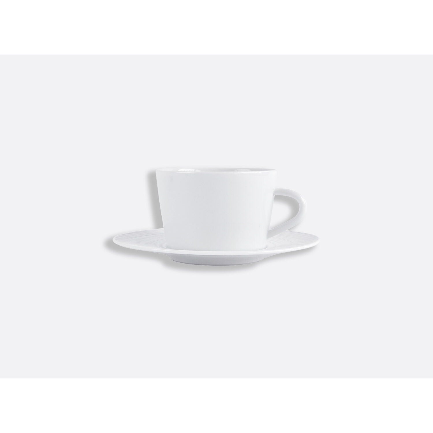 Bernardaud Tea cup and saucer 5 oz Twist, Limoges porcelain, detail view