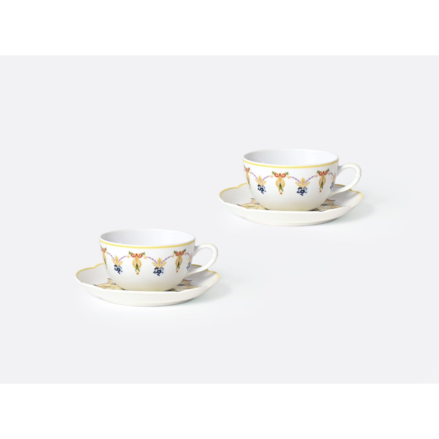 Bernardaud Tea cup and saucer gift box 5 oz, Limoges porcelain, Trianon collection, detail view