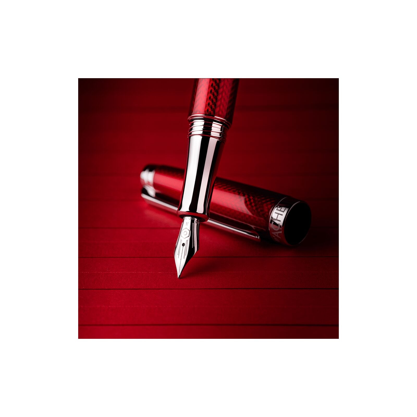 Caran d'Ache Léman Rouge Carmin Fountain Pen — detail view 5