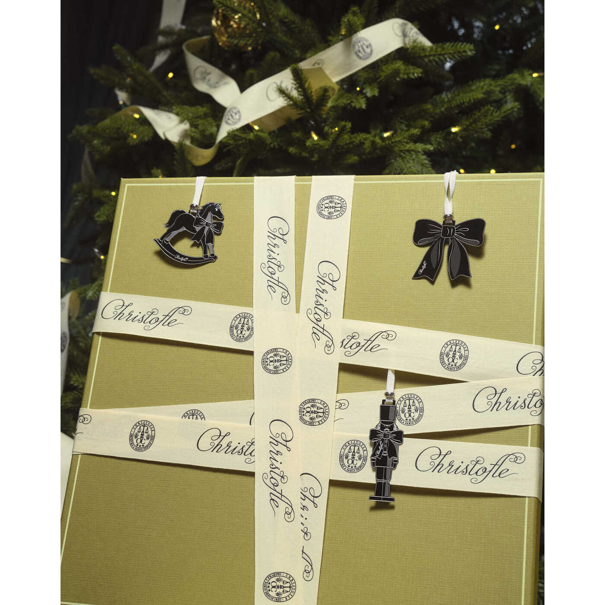 Christofle Sous le Sapin Stainless Steel Bow 2026 Edition Ornament, view 5