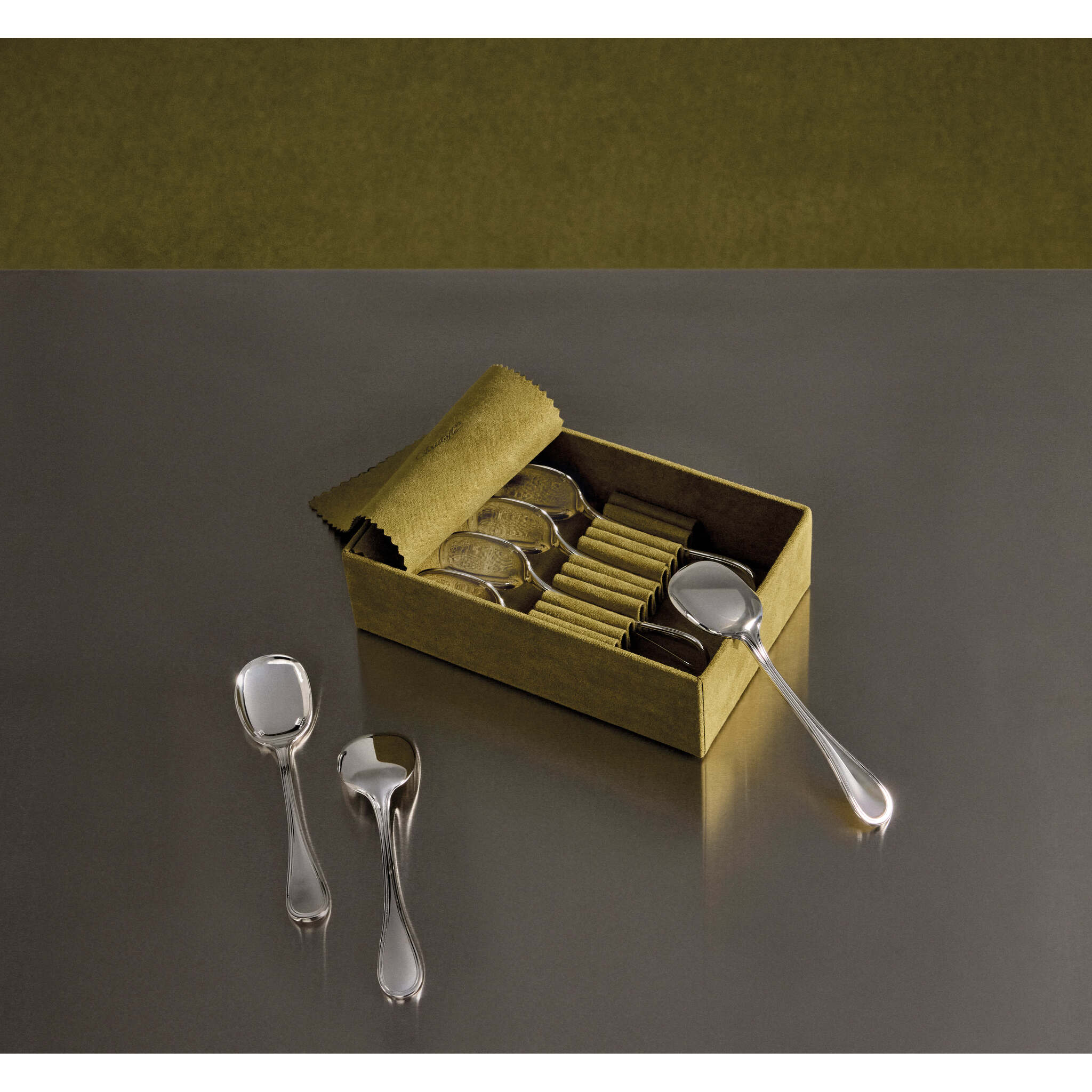 Christofle Albi Silver-Plated Ice Cream Spoon Set of 4 โ additional view