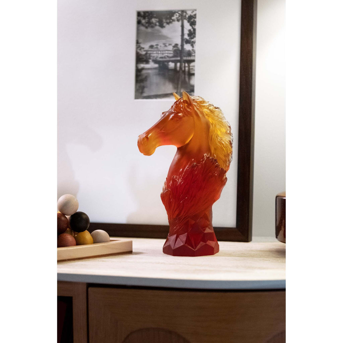 Daum Cavalcade Chess Knight 250ex Sculpture – Amber, alternate view