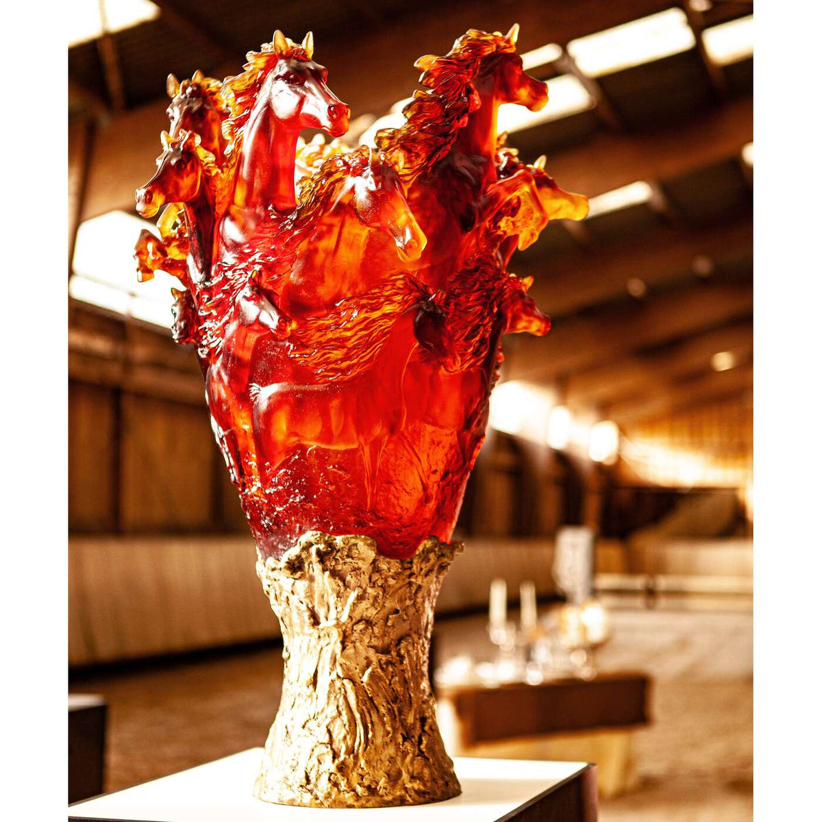 Daum Cavalcade Prestige Vase 50ex – Amber, alternate view