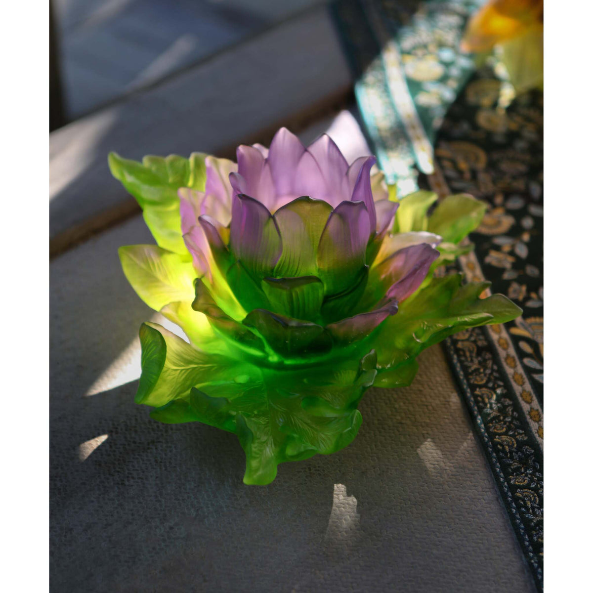Daum Jardin De Lotus Duo Centerpiece 175ex Sculpture, lifestyle view
