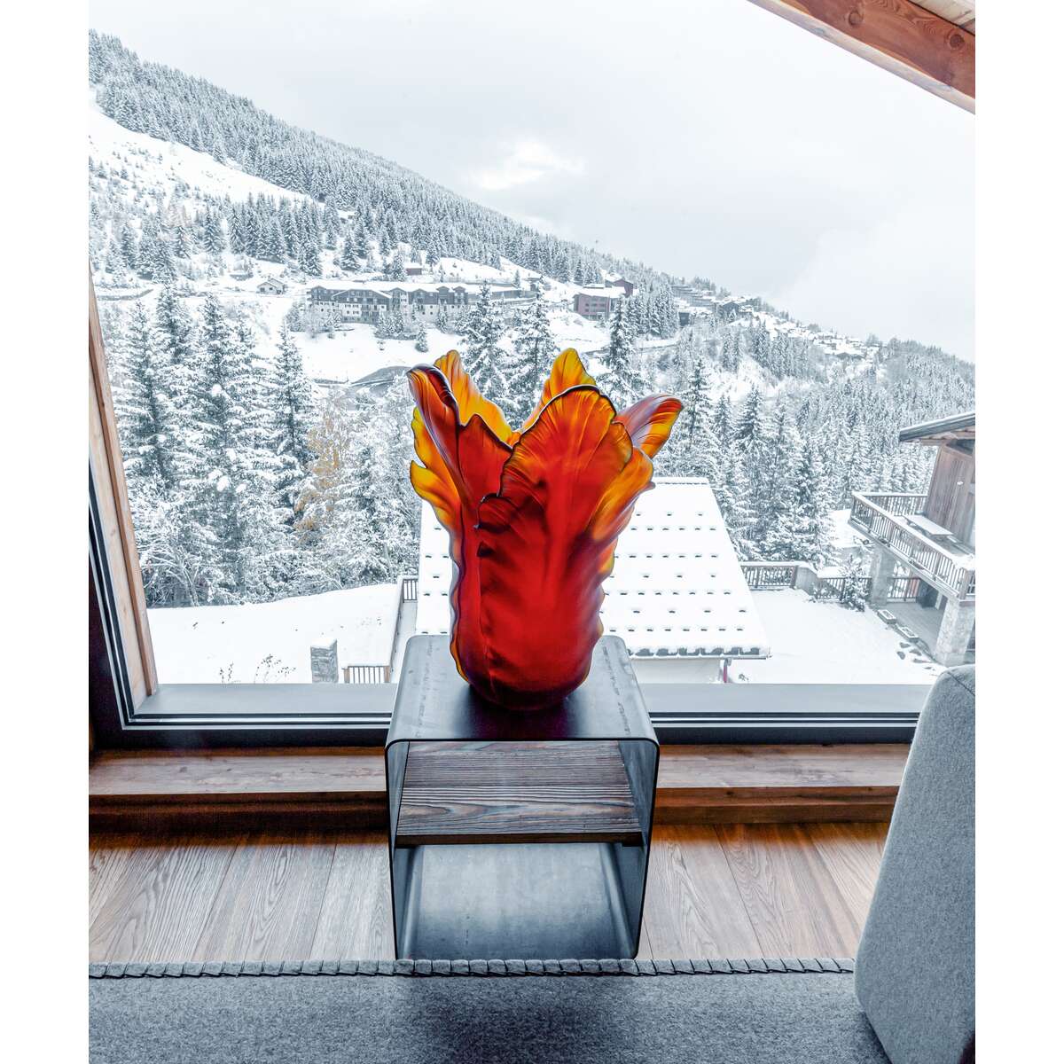 Daum Tulipe Magnum Vase 50ex – Dark amber, alternate view