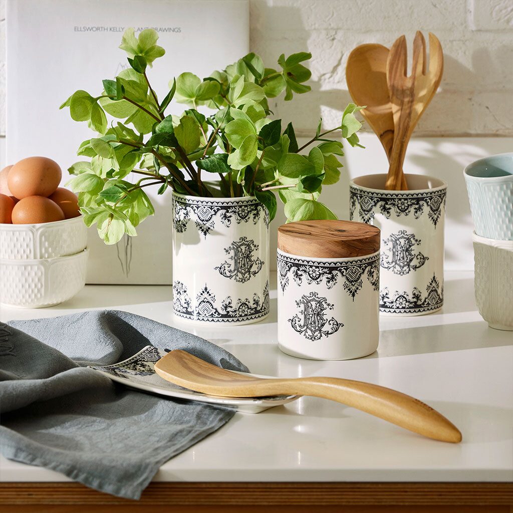 Gien Storage Jar, Small - Monogramme, alternate view