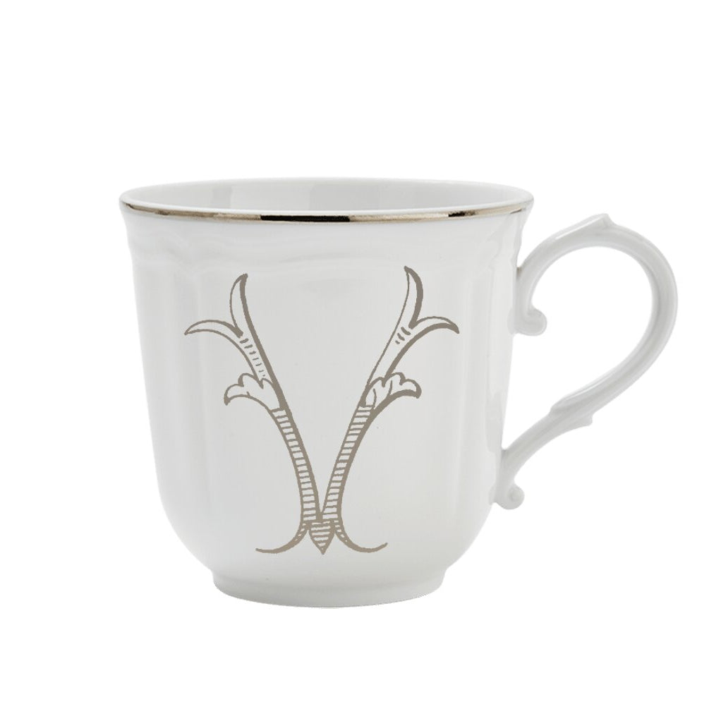 Ginori 1735 Corona Monogram Letter Mug, Platinum – Letter V