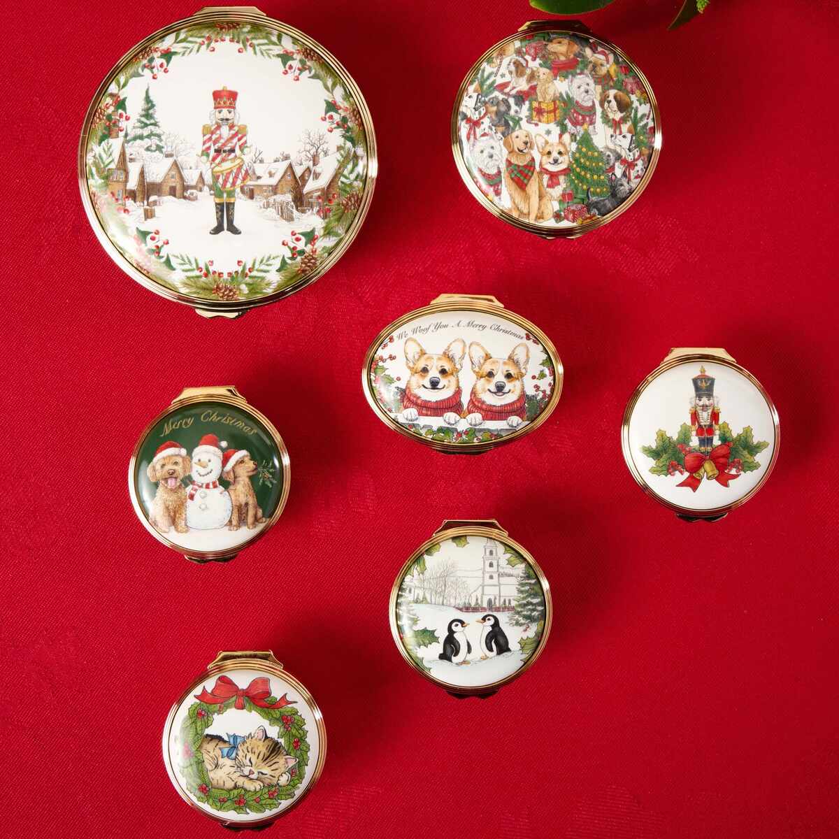 Halcyon Days Festive Friends - Enamel Box, view 2