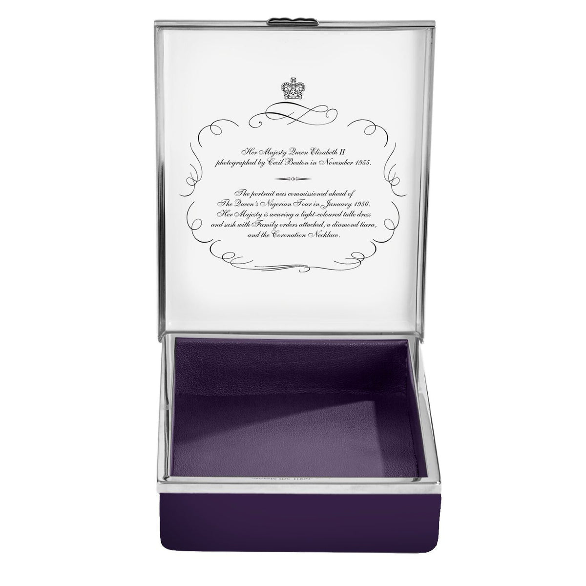 Halcyon Days Her Majesty Queen Elizabeth II - Portrait By Cecil Beaton Enamel Box, alternate view