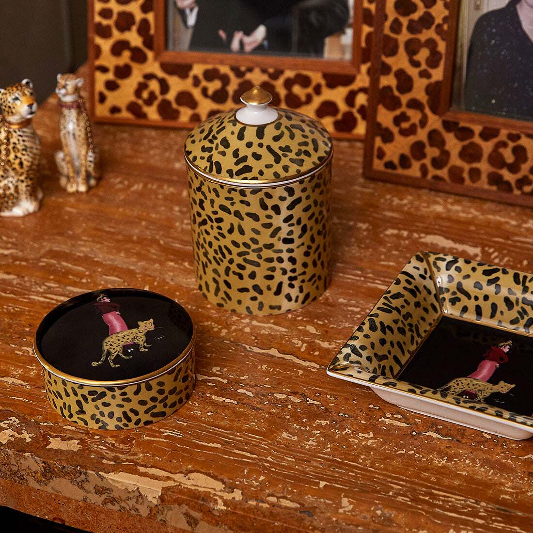 Halcyon Days Tug Rice Leopard Print - Fine Bone China Lidded Candle – Sandalwood & Vetiver