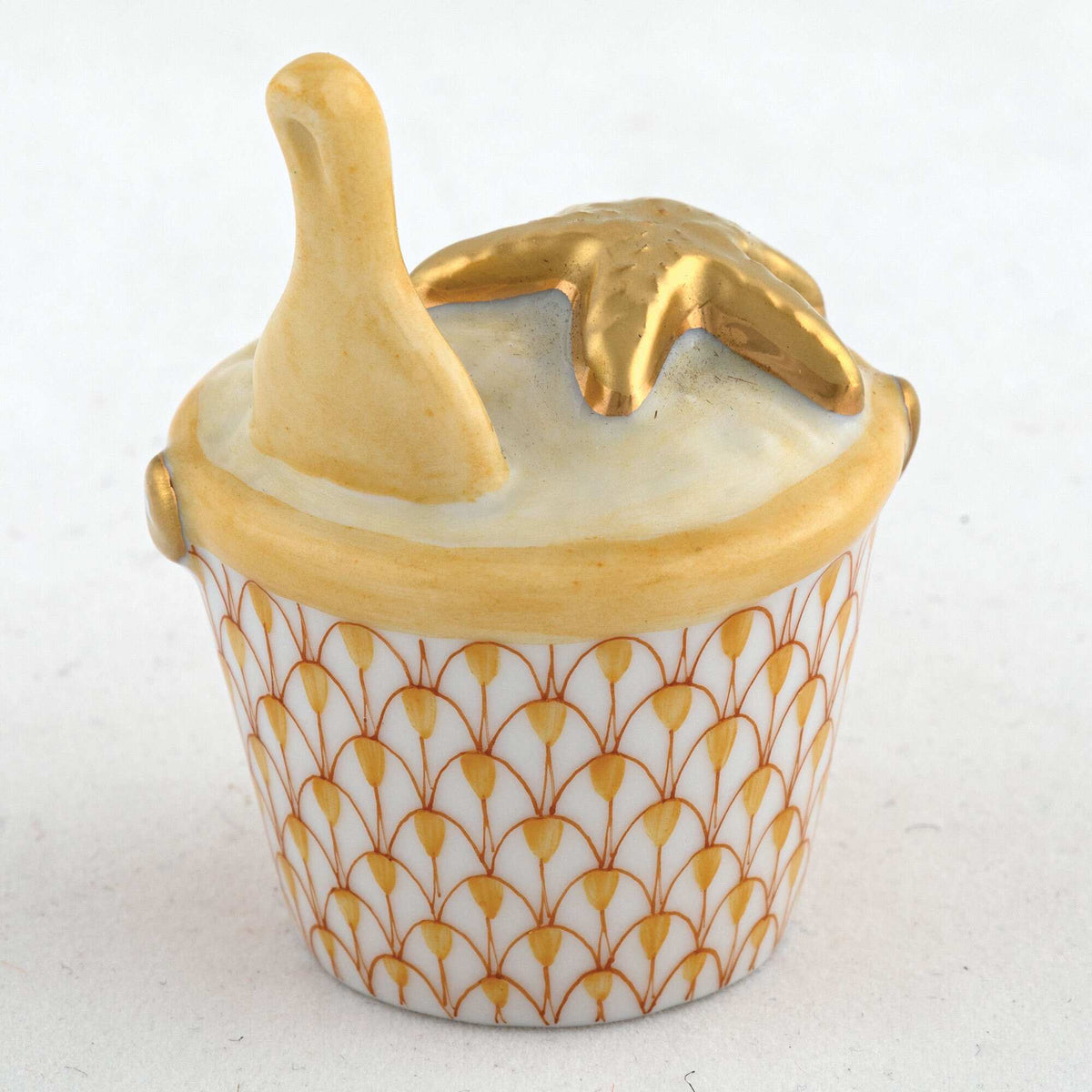 Herend Beach Bucket Figurine – Butterscotch, alternate view