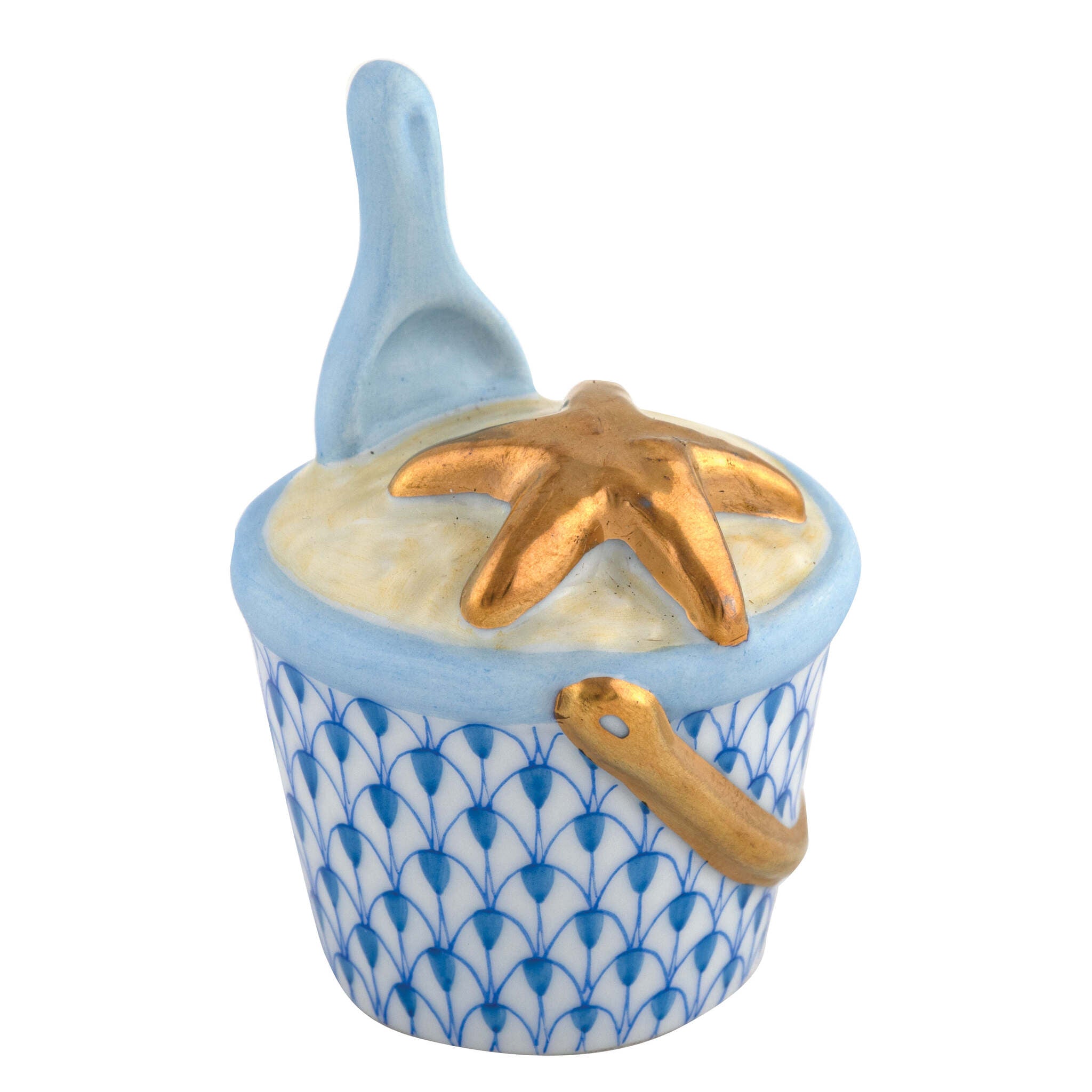 Herend Beach Bucket Figurine porcelain figurine painted in the Blue fishnet pattern