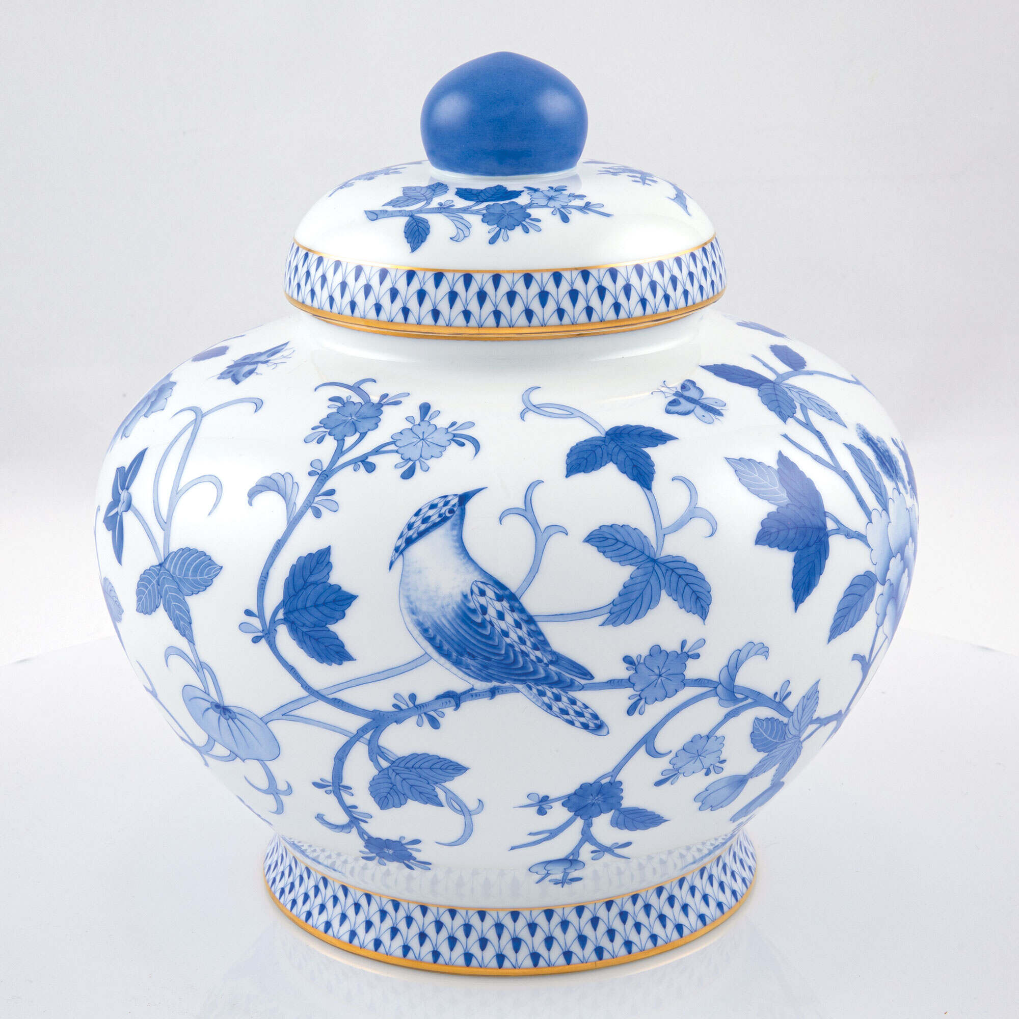 Herend Blue Peony Ginger Jar โ additional view