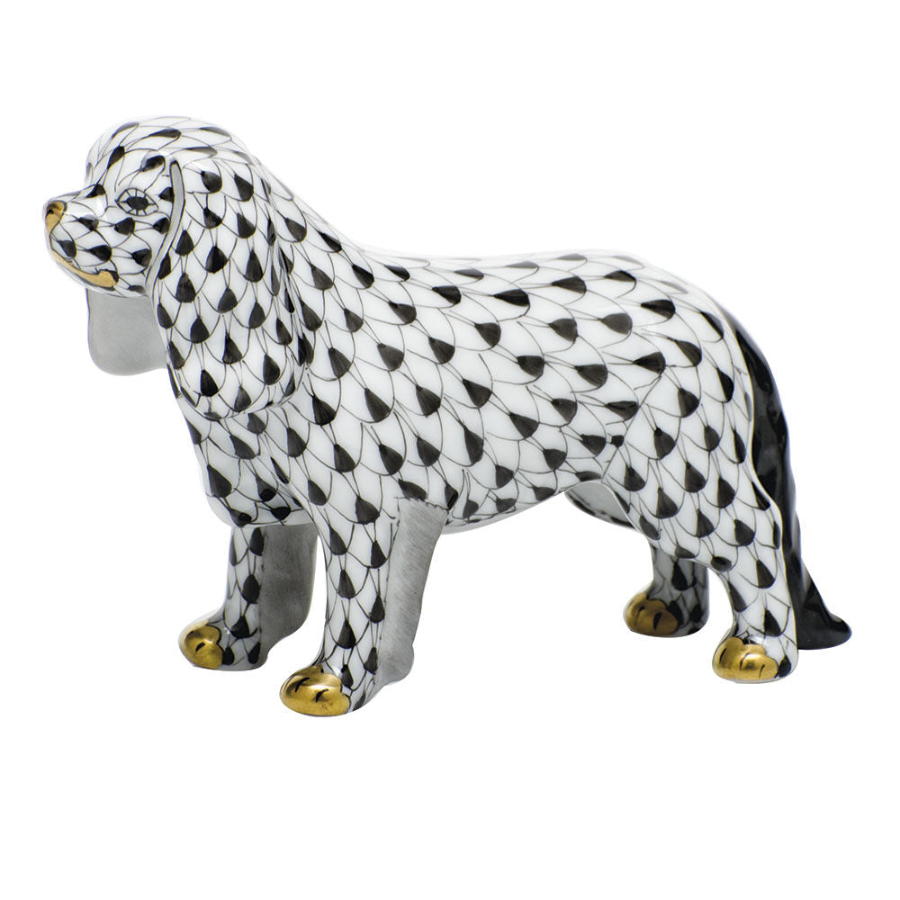 Black fishnet Cavalier King Charles Spaniel Figurine figurine, hand-painted Herend porcelain with 24k gold accents