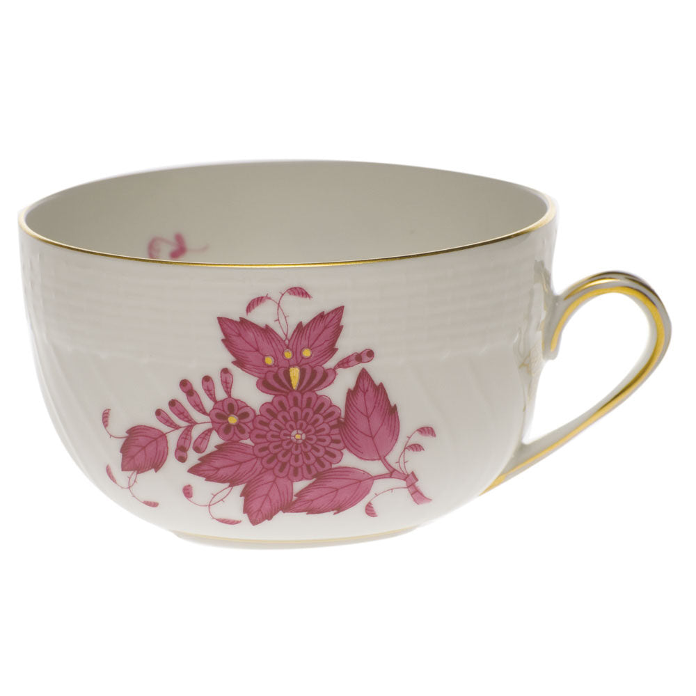 Hand-painted Herend Chinese Bouquet Raspberry Canton Cup Teacup in fine porcelain, on a white background