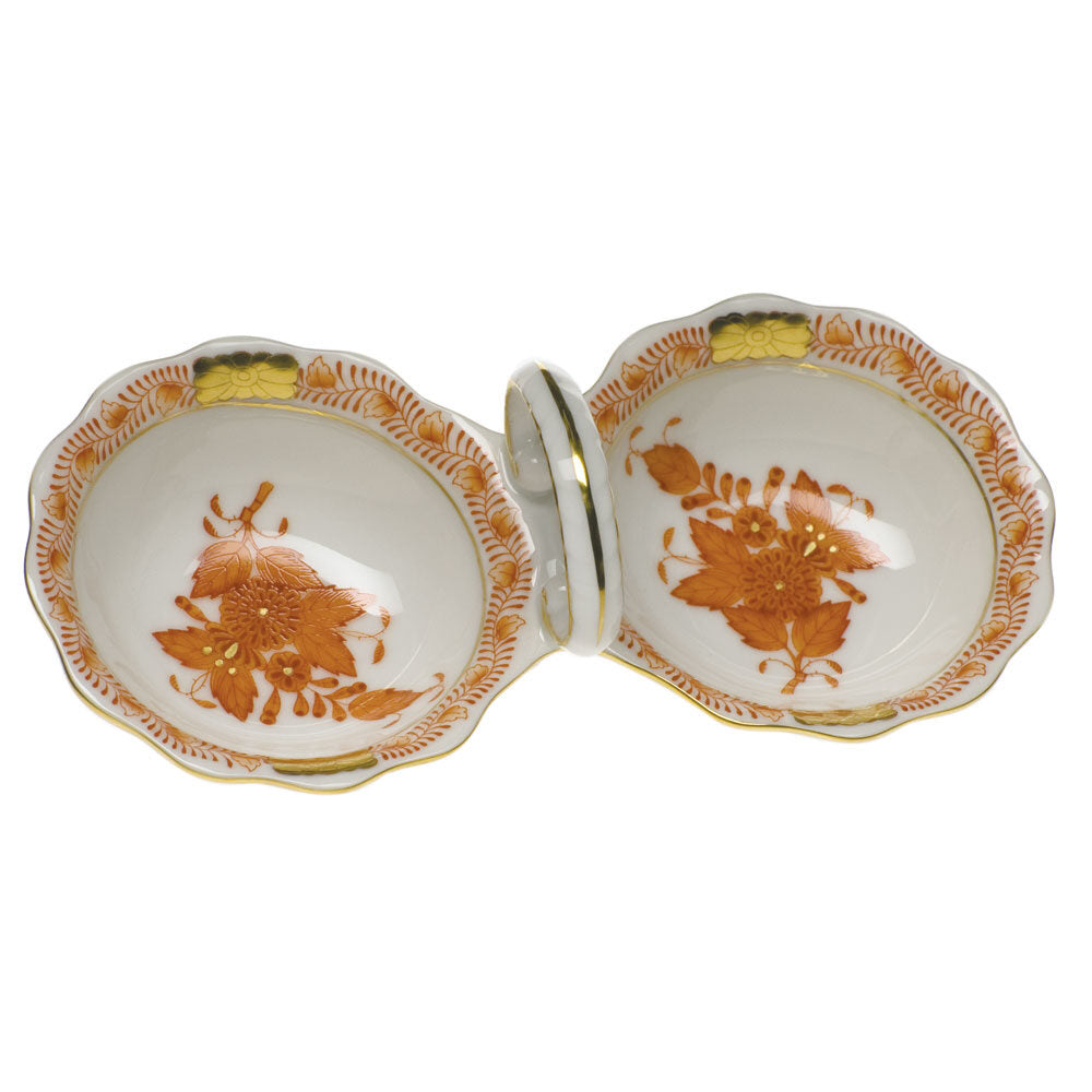 Hand-painted Herend Chinese Bouquet Rust Twin Salt Salt & Pepper Shaker Set in fine porcelain, 5.5in L, on a white background