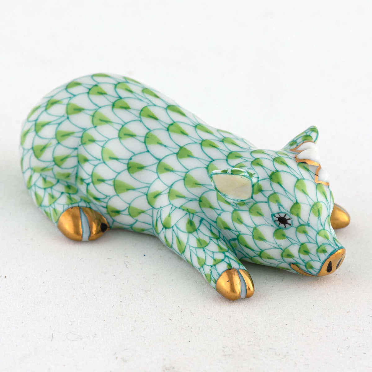Herend Daisy the Pig Figurine – Key Lime, alternate view