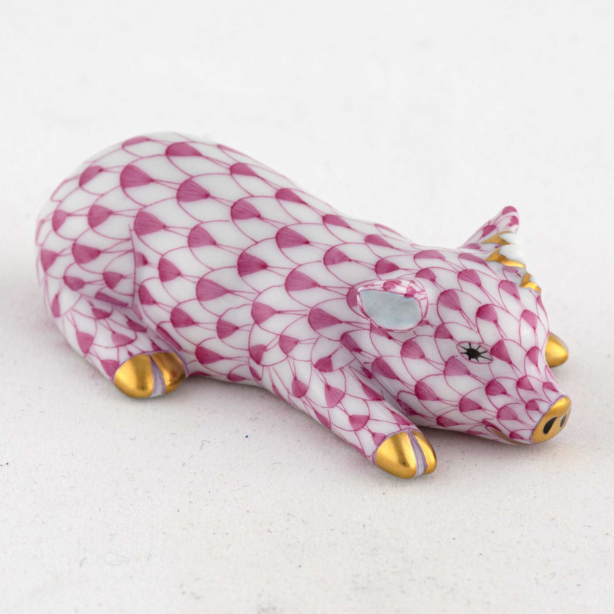Herend Daisy the Pig Figurine – Raspberry, alternate view