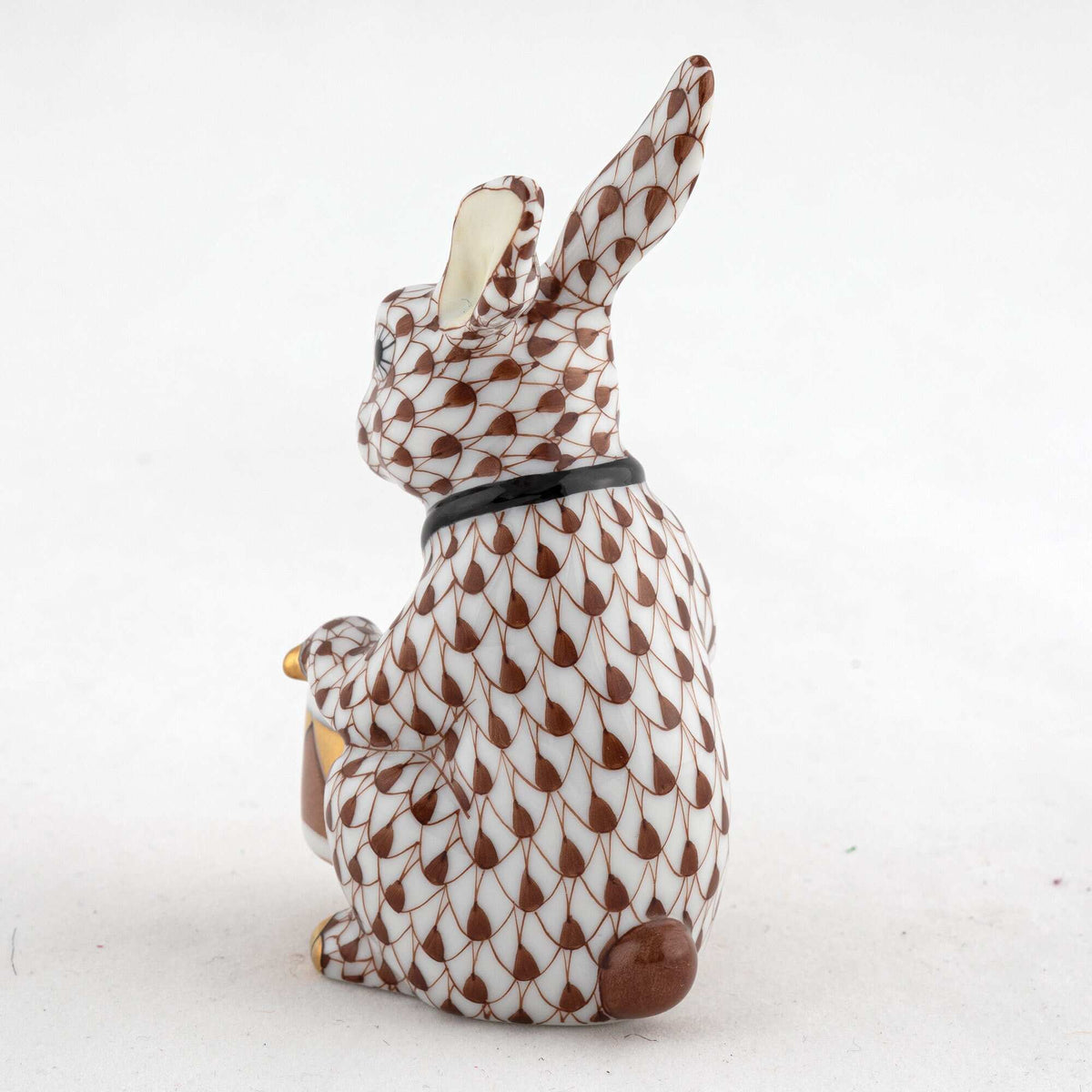 Herend Drummer Bunny Figurine – Chocolate, alternate view