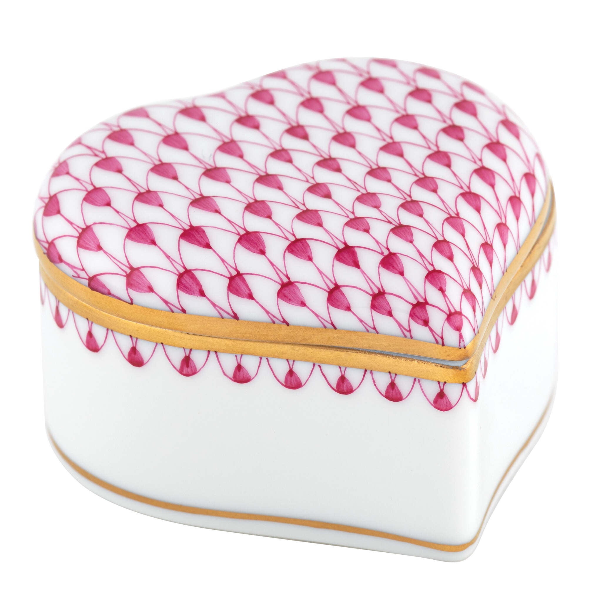 Herend Heart Box porcelain figurine painted in the Raspberry fishnet pattern