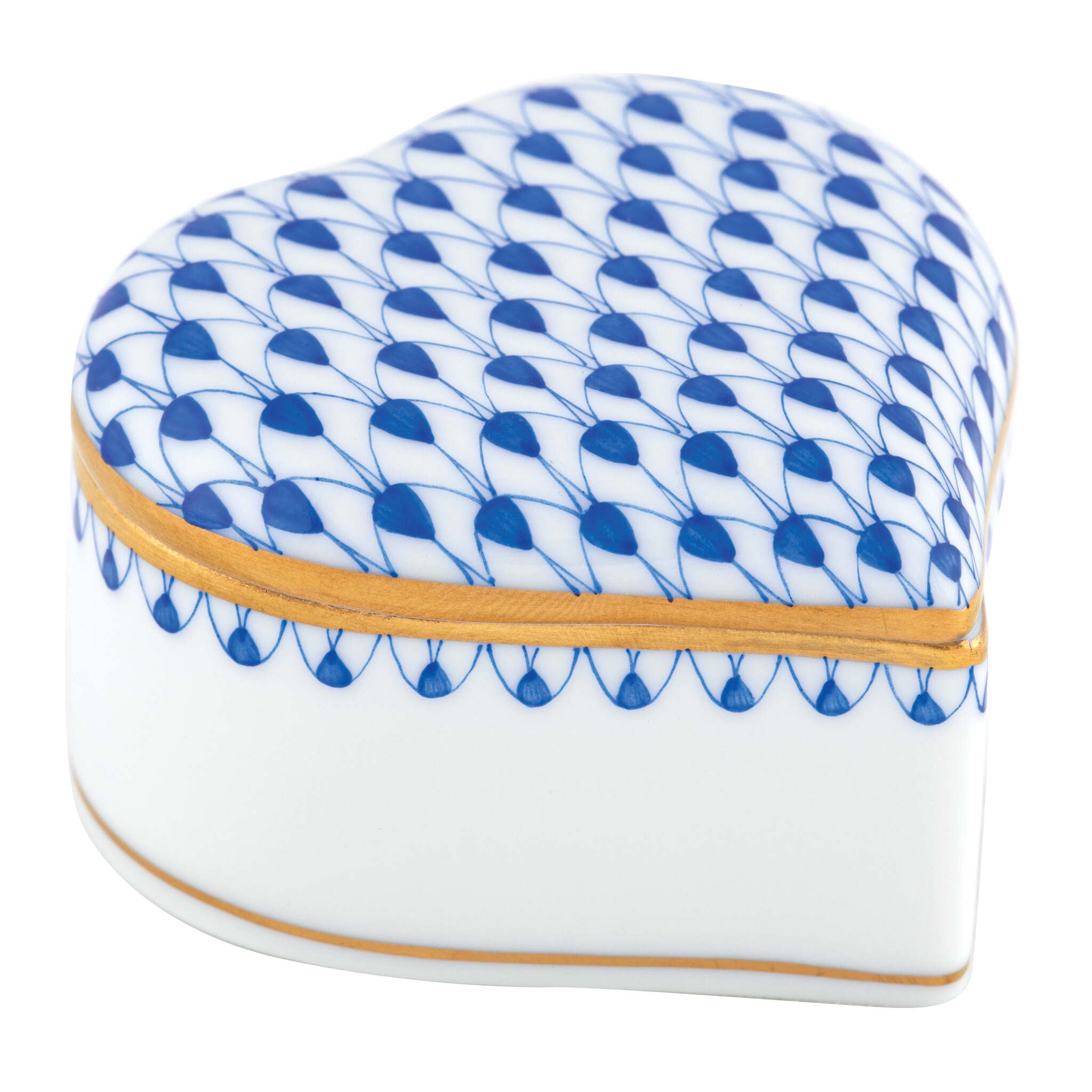 Herend Heart Box porcelain figurine painted in the Sapphire fishnet pattern