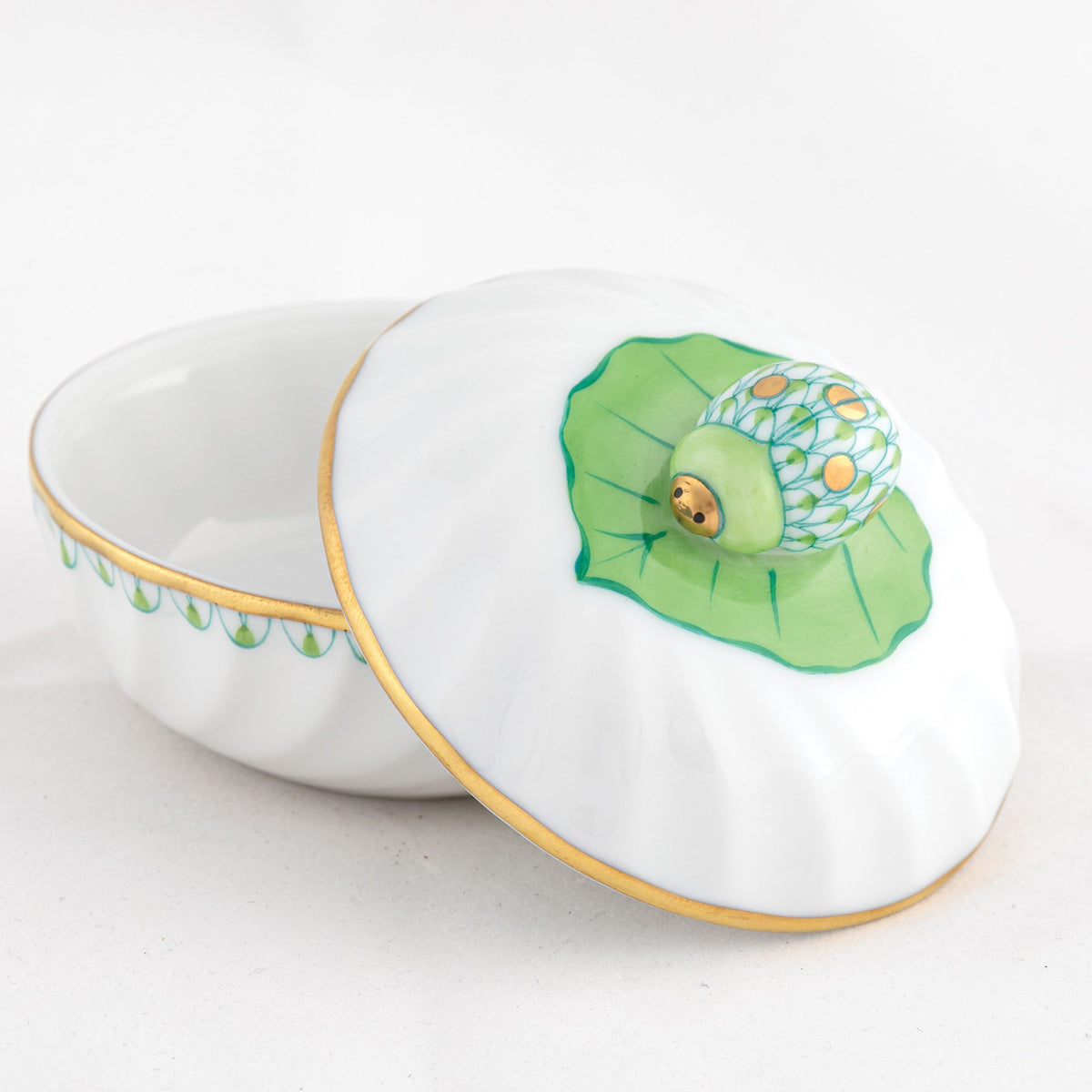 Herend Ladybug Box – Key Lime, alternate view