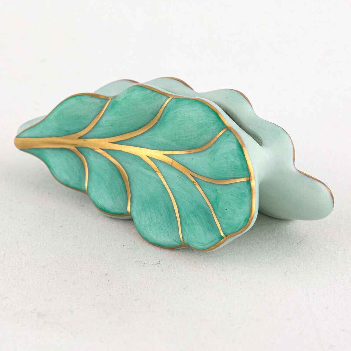 Herend Leaf Place Card Holder – Green, alternate view