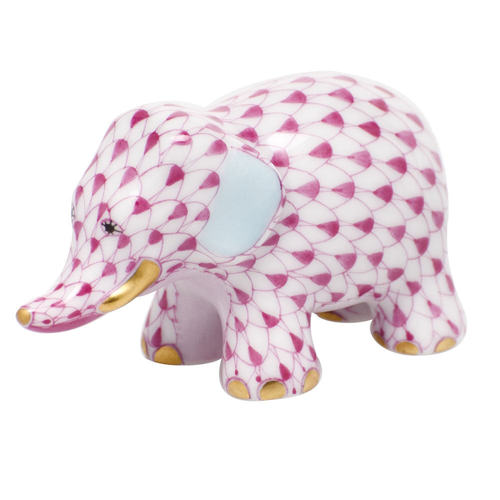 Raspberry fishnet Little Elephant Figurine figurine, hand-painted Herend porcelain with 24k gold accents