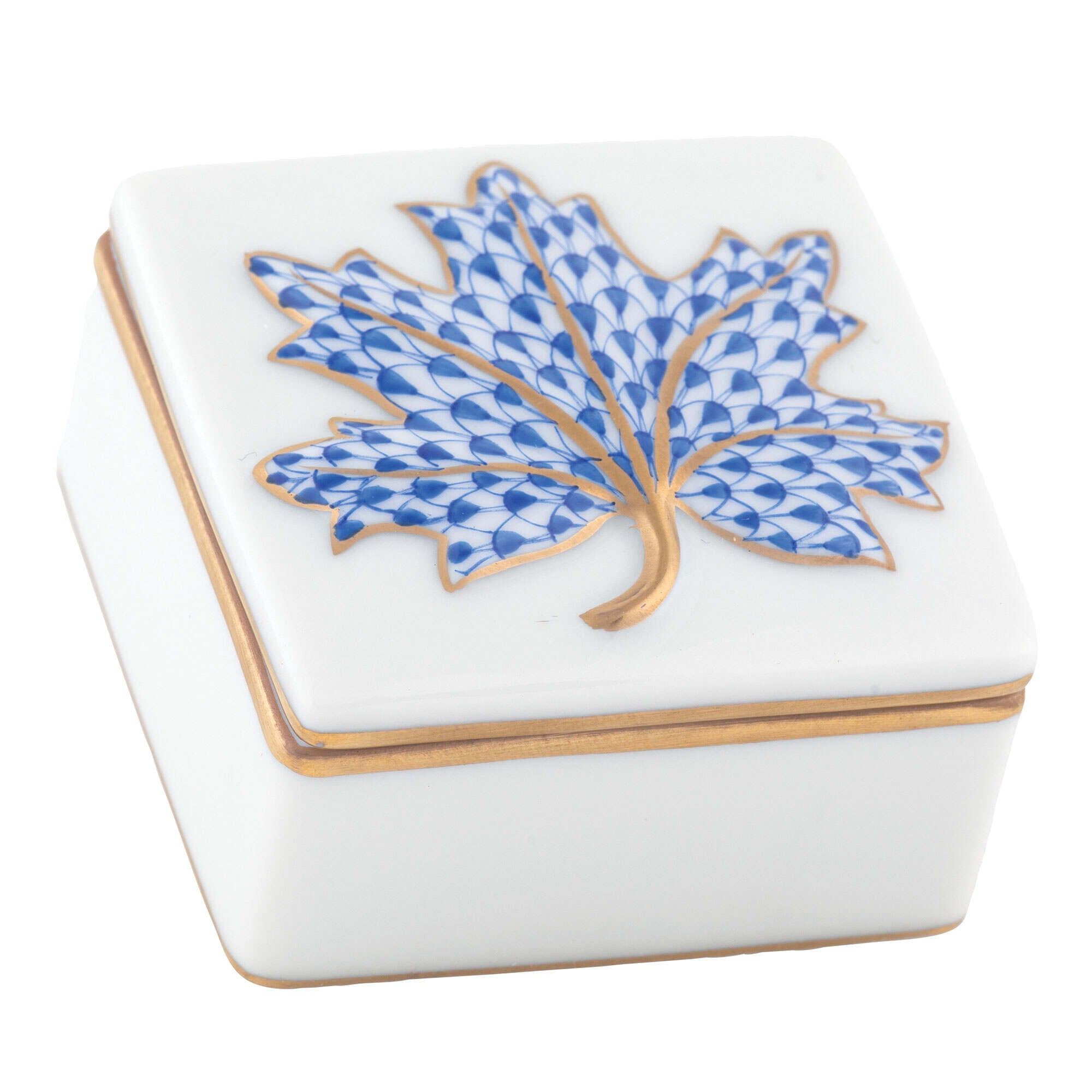 Herend Maple Leaf Box porcelain figurine painted in the Sapphire fishnet pattern