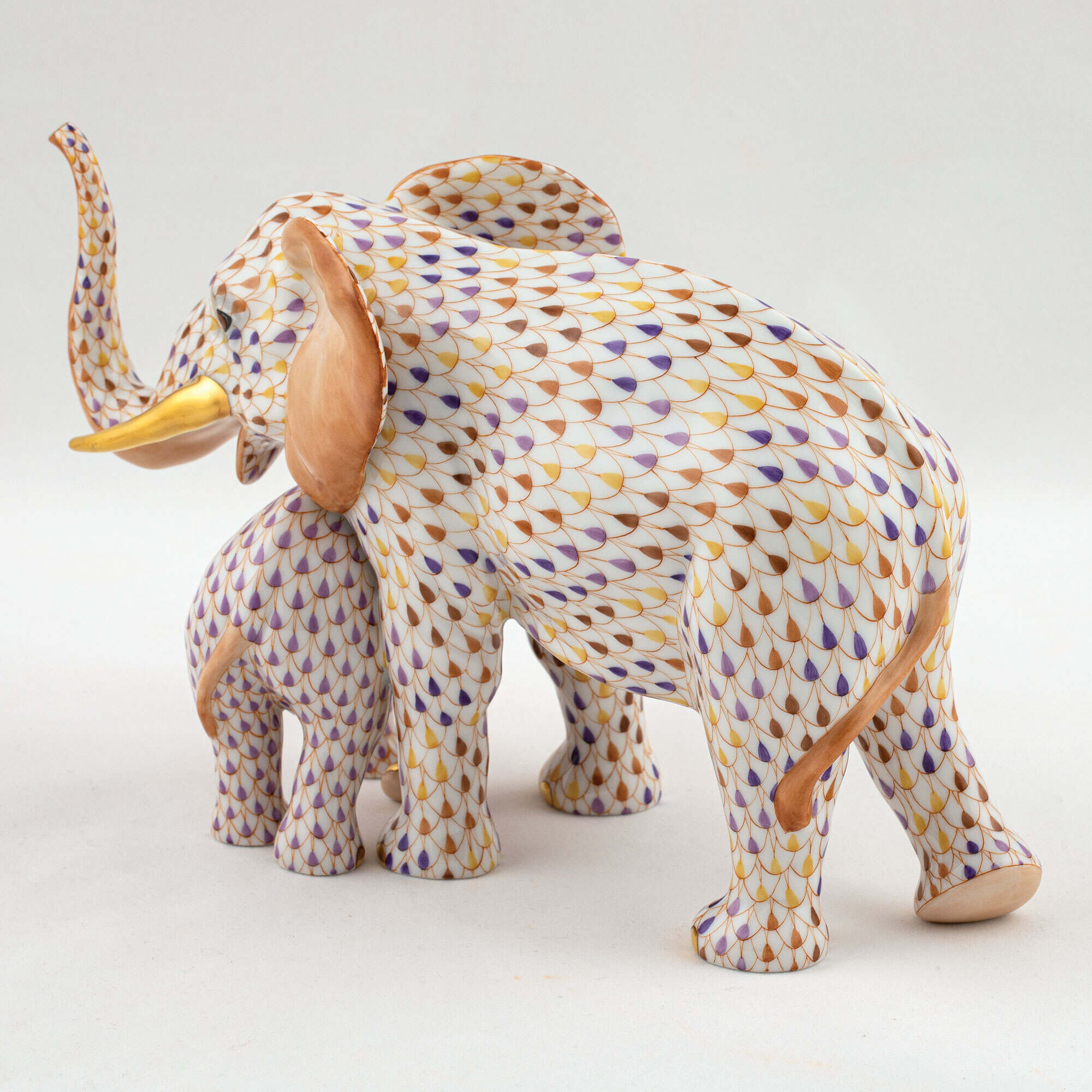 Herend Mother and Baby Elephant Figurine โ additional view