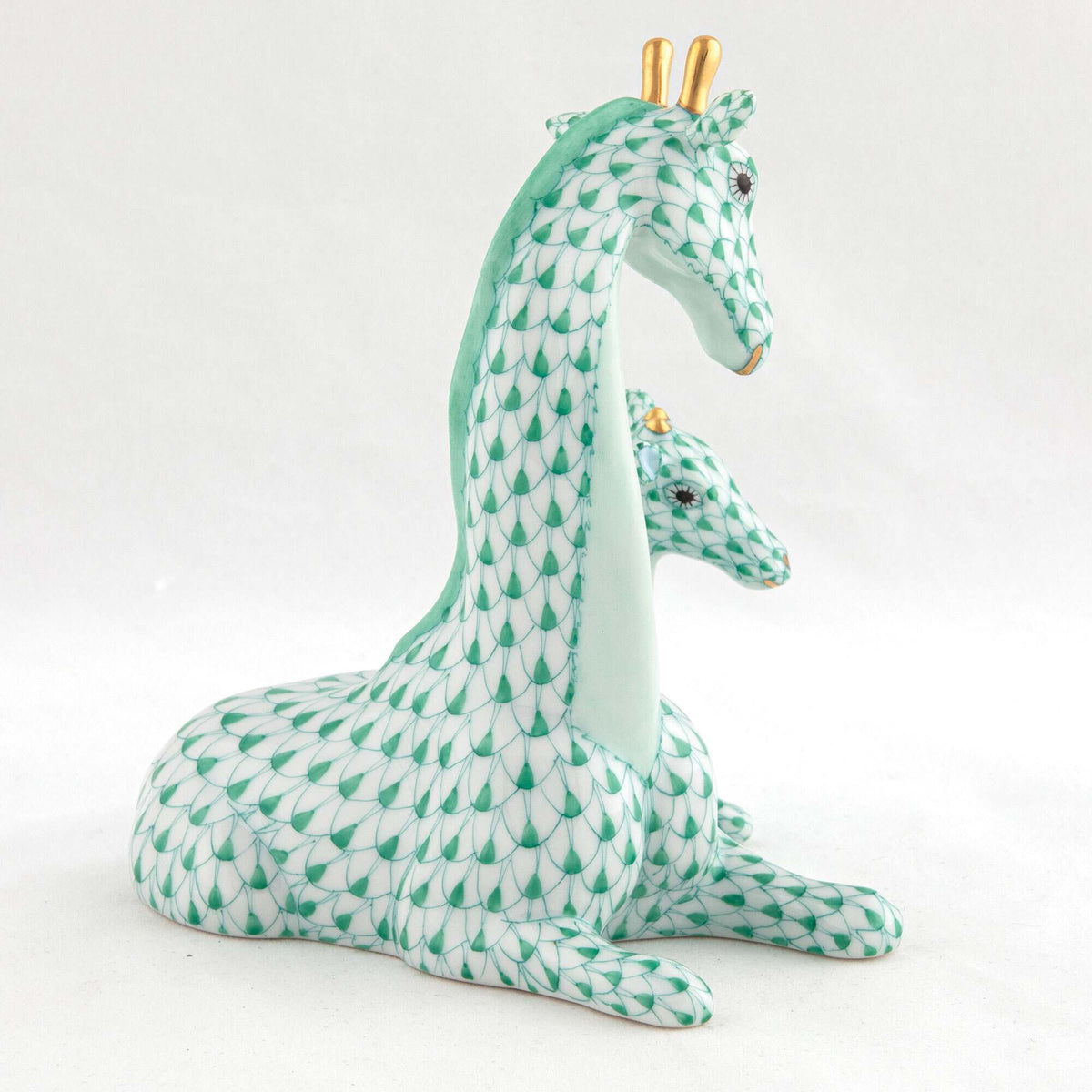 Herend Mother and Baby Giraffe Figurine – Green, alternate view
