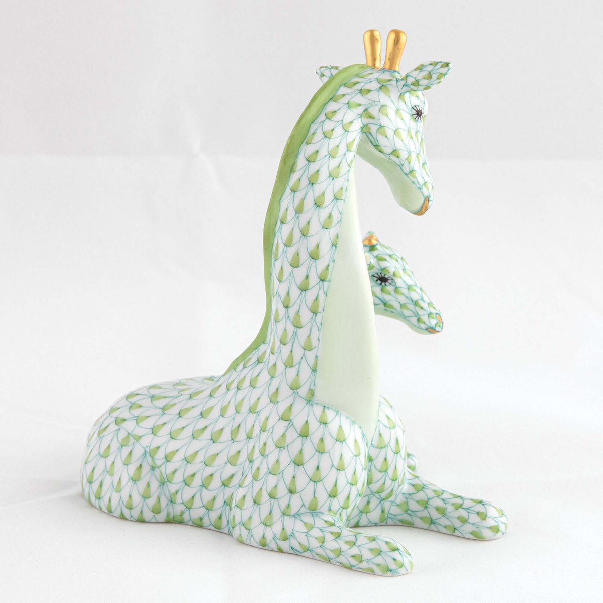 Herend Mother and Baby Giraffe Figurine – Key Lime, alternate view