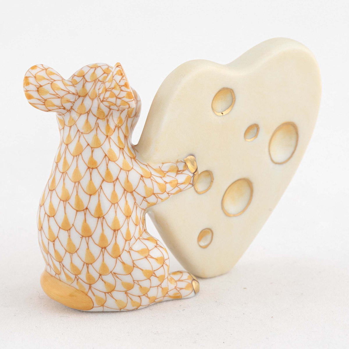 Herend Mouse with Heart Cheese Figurine – Butterscotch, alternate view