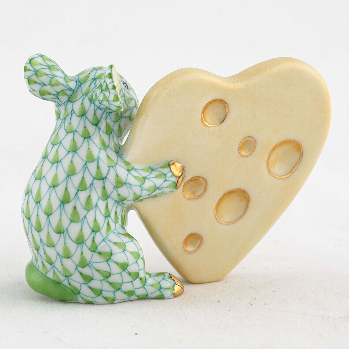 Herend Mouse with Heart Cheese Figurine – Key Lime, alternate view