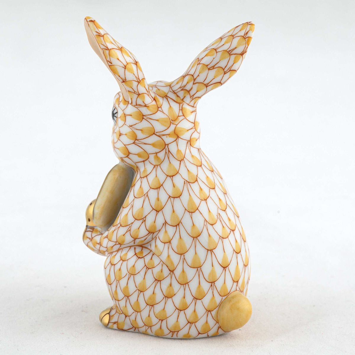 Herend Pickleball Bunny Figurine – Butterscotch, alternate view