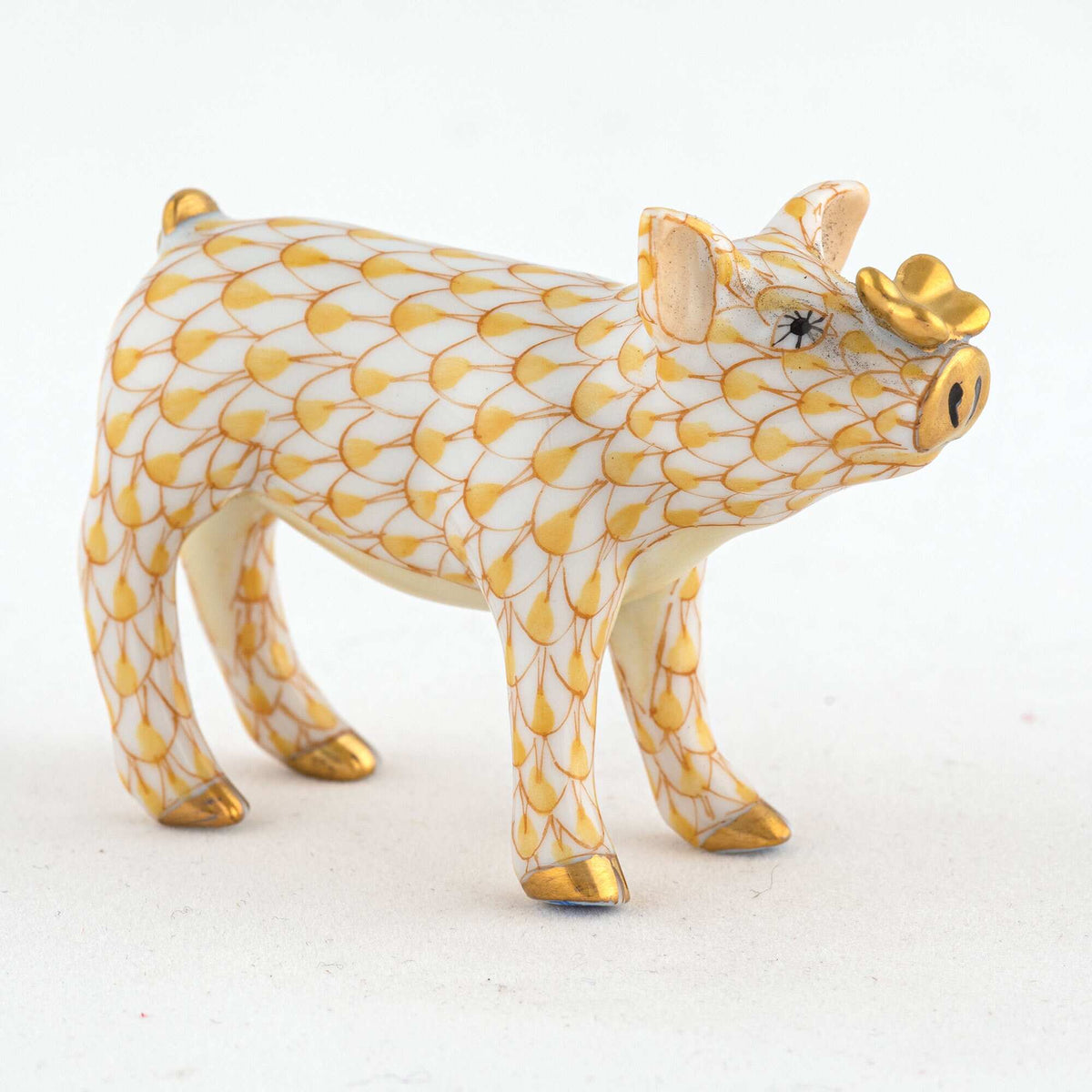 Herend Pig with Butterfly Figurine – Butterscotch, alternate view