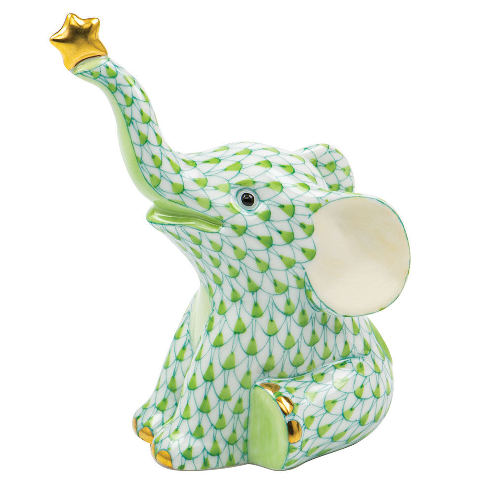 Herend Reach For the Stars Figurine porcelain figurine painted in the Key Lime fishnet pattern