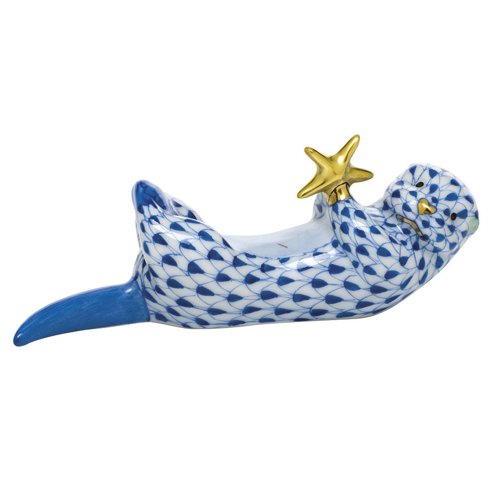Herend Sea Otter with Starfish Figurine porcelain figurine painted in the Sapphire fishnet pattern