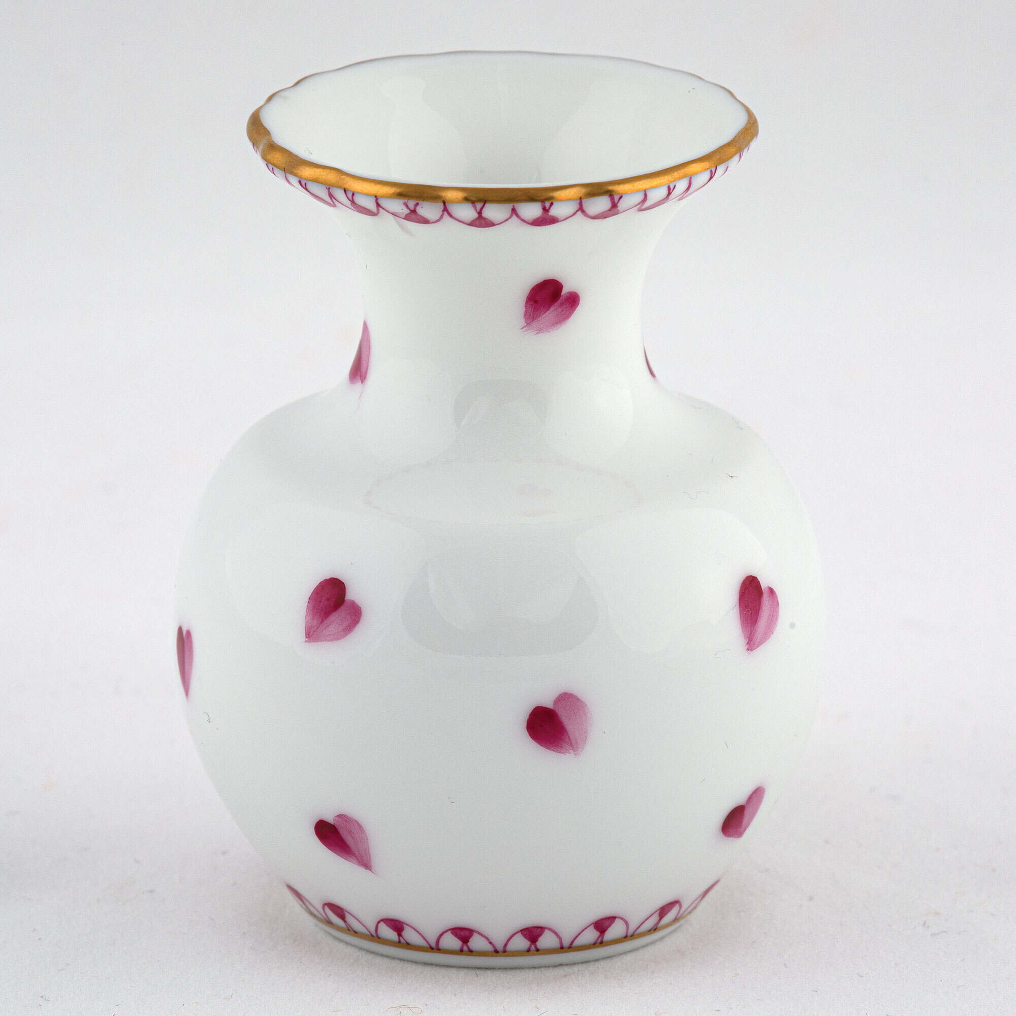 Herend Small Heart Vase β additional view